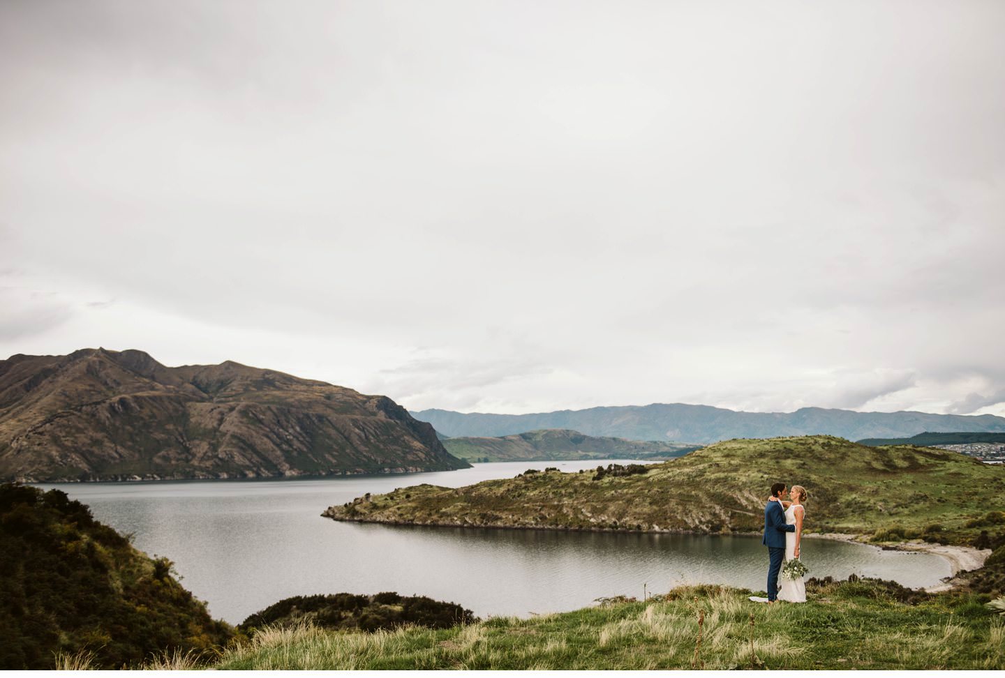 wanaka-tipi-wedding-photographer-046.jpg