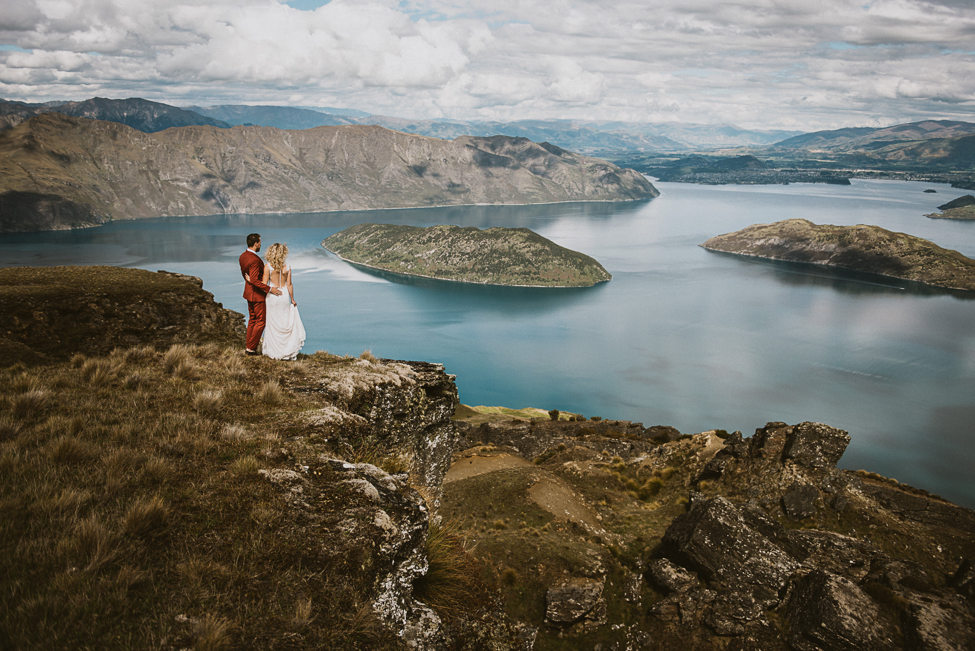 003 - Sneak Peek R+N.jpg