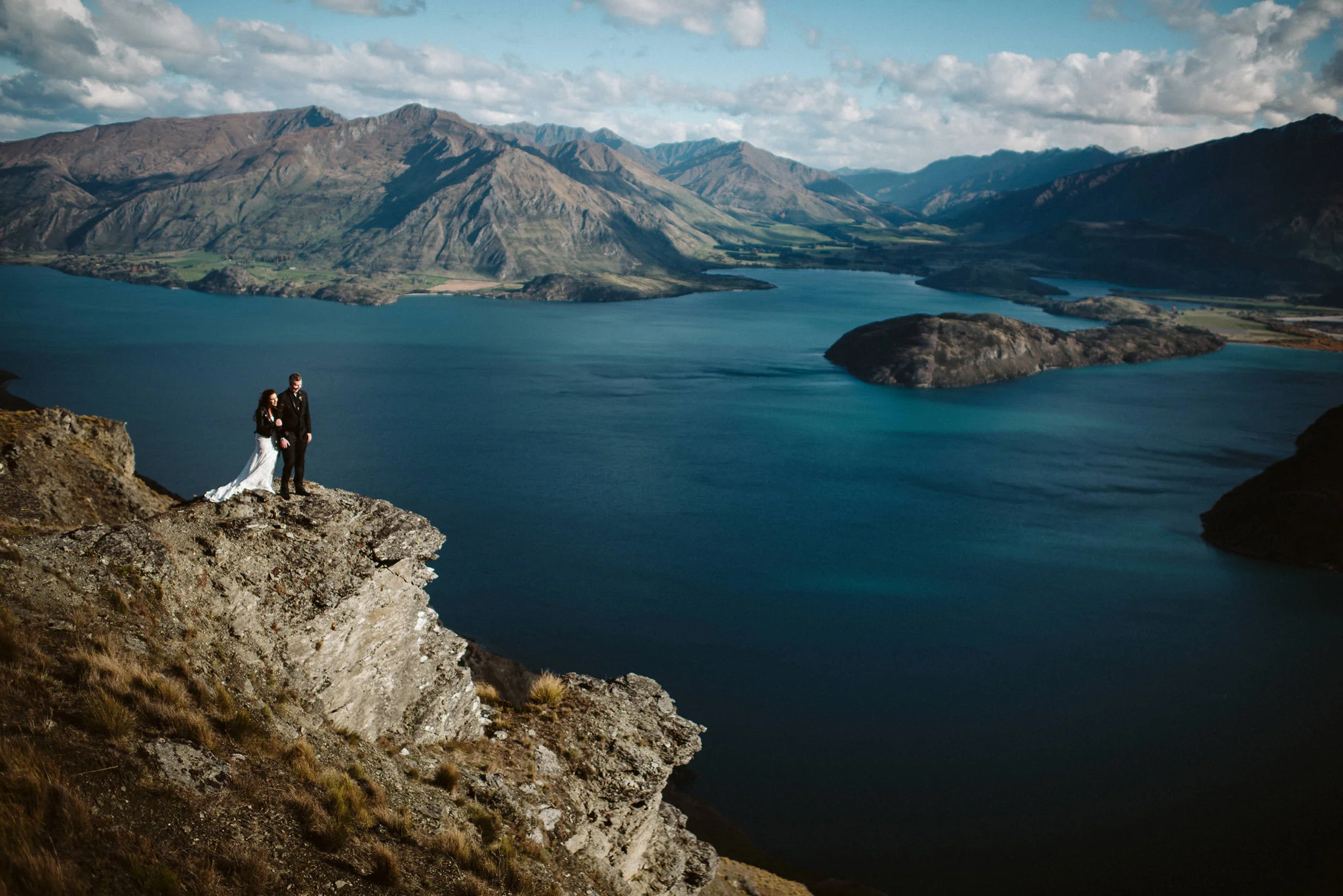the-peninsula-wanaka-pre-wedding-photography-002.jpg