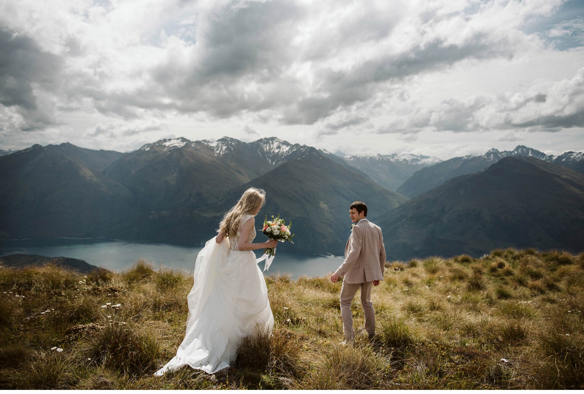 Wanaka Elopement Photographer-003.jpg