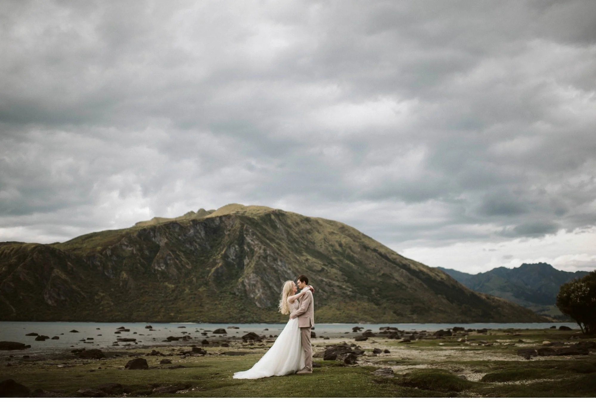 Wanaka Elopement Photographer-020.jpg
