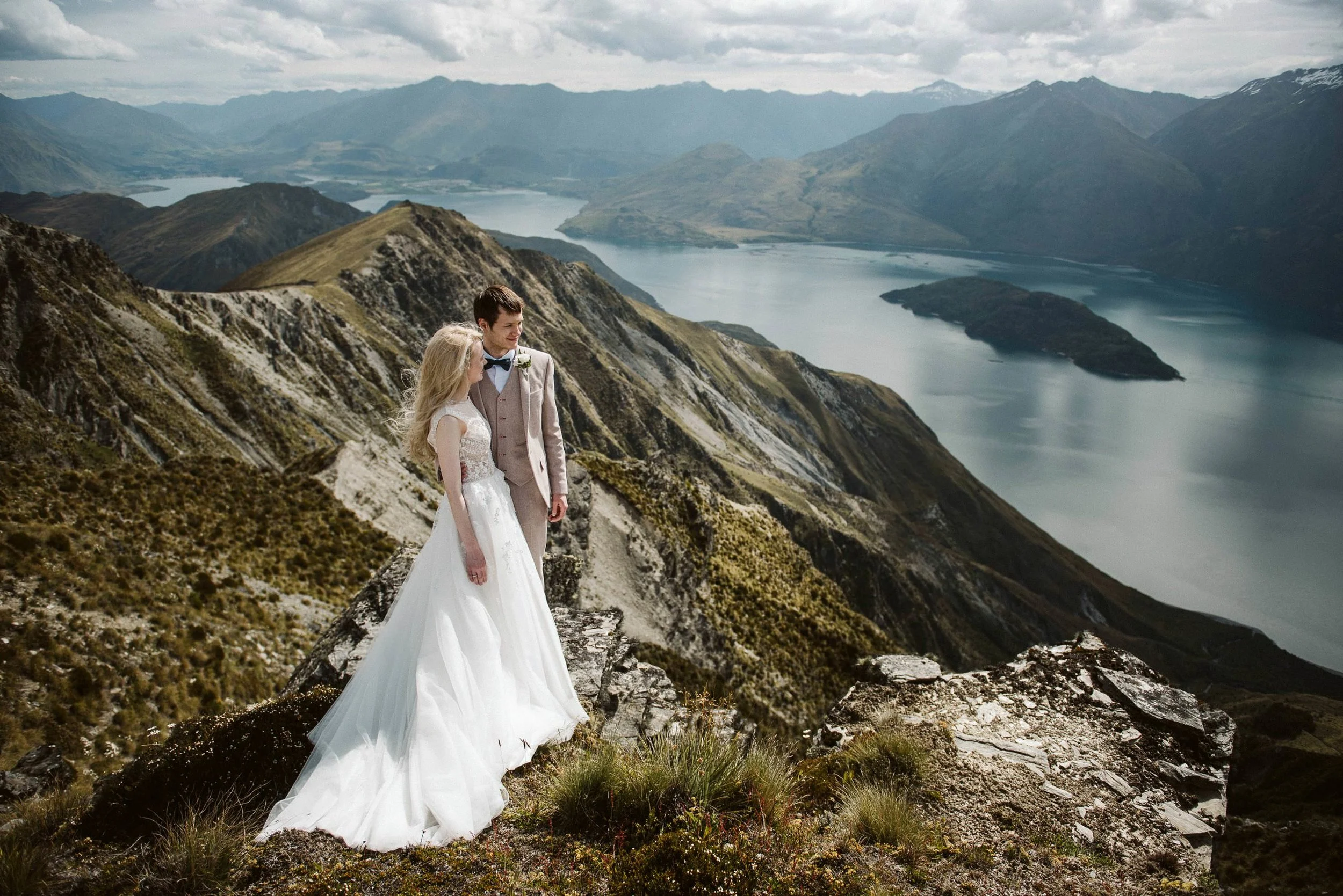 Elena + Dmitriy / Wanaka Heli Elopement