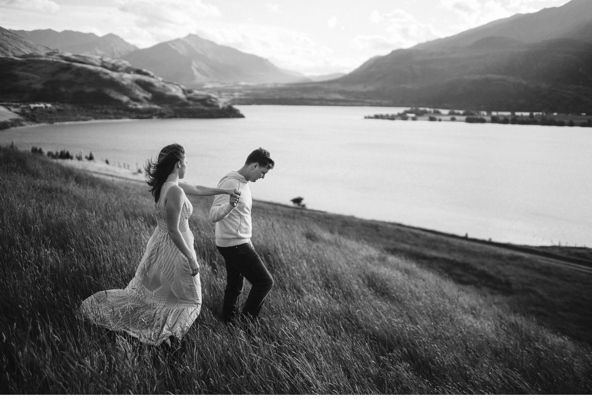 Lake Wanaka Engagement Photography-015.jpg