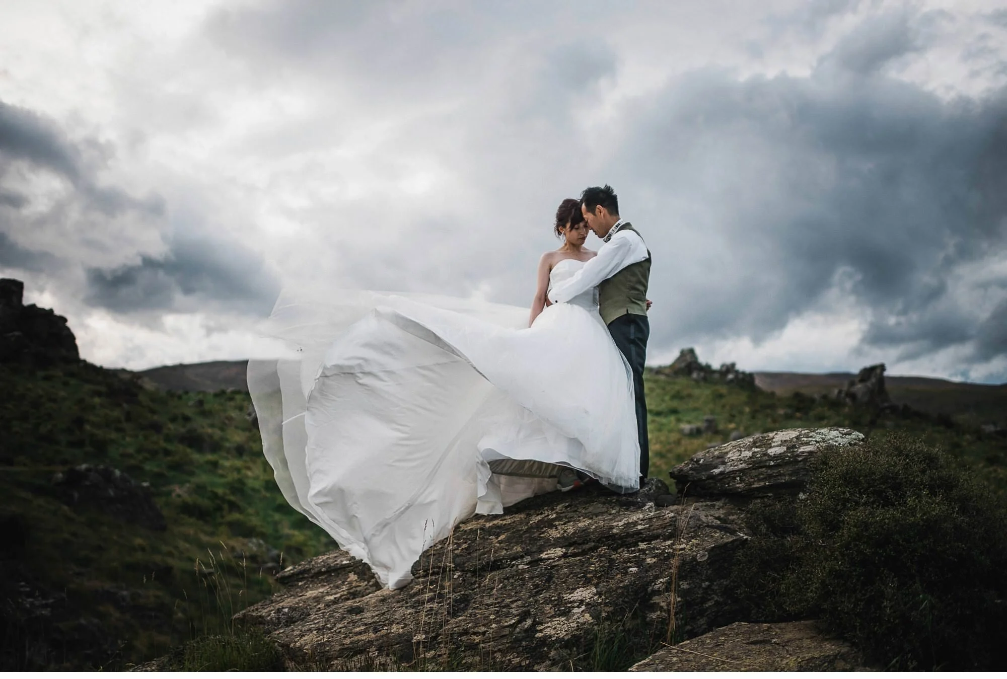 050 - New Zealand Wedding Photography Highlights.jpg