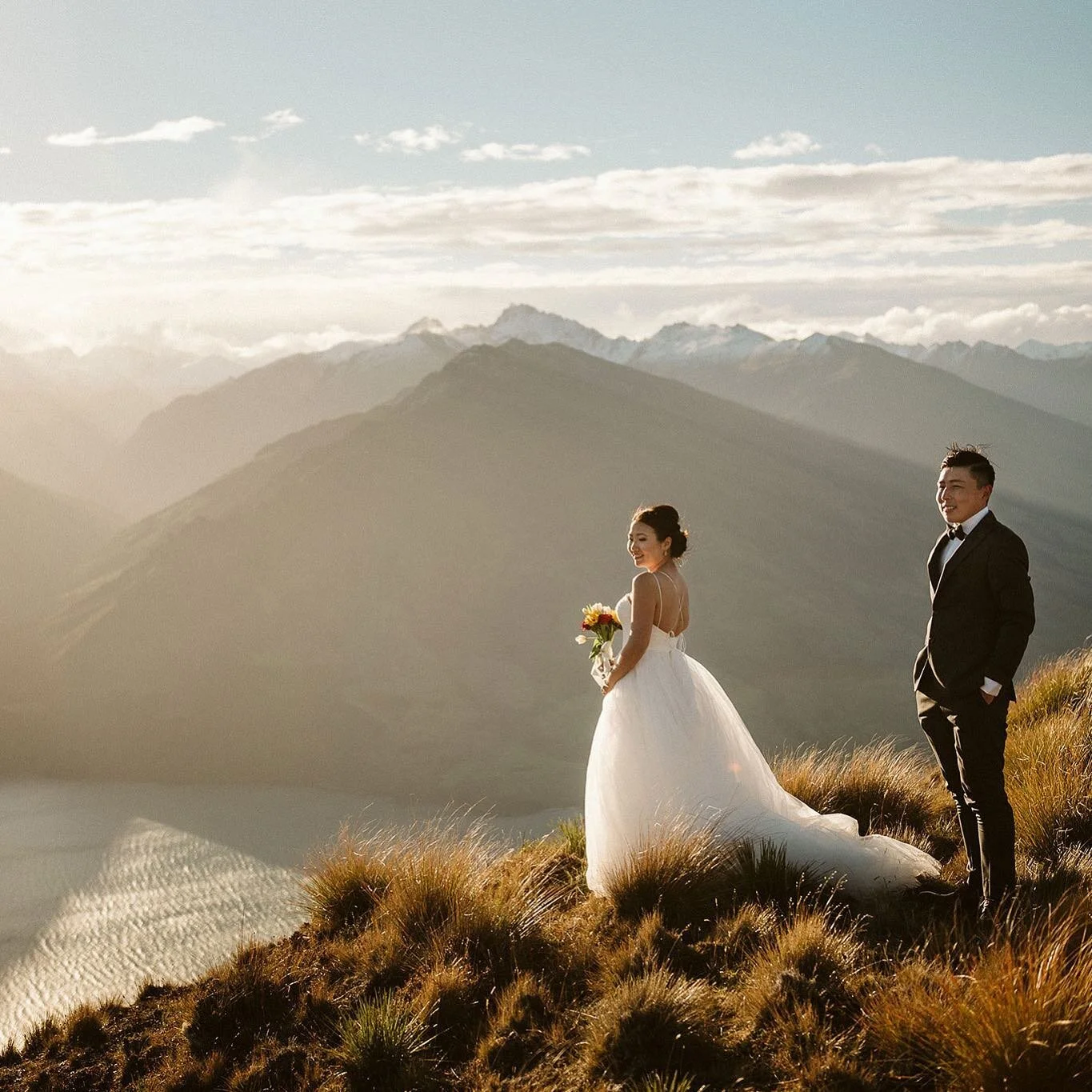 Throwback to that sweet autumn light... full heli elopement story up on my blog.
@hannahlindotagocelebrant 
@alpinehelinz 

.
.
#nzwedding #helielopement #nzphotographer #elopement #wanakaelopement #lakewanaka #nikon #newzealand #fearlessphotographer #lookslikefilm #socality #wanderfolk #visualscollective #visualsoflife #welltravelled #liveauthentic #makemoments #lifeofadventure #stayandwander #theoutbound  #thewandererscommunity #togetherjournal #simplyadventure #passionpassport #fortheloveofmountains #heyheyhellomay #madewithmastin #photobugcommunity #junebugweddings #andybrownphotography