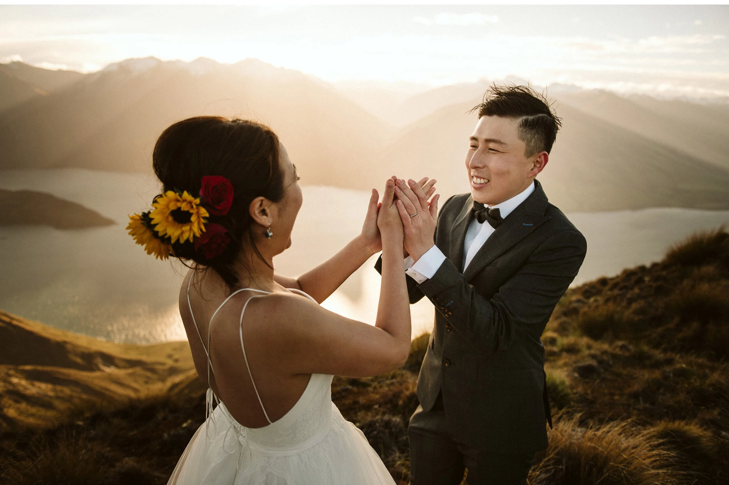 Mt Burke Wanaka Heli Elopement Photography-024.jpg