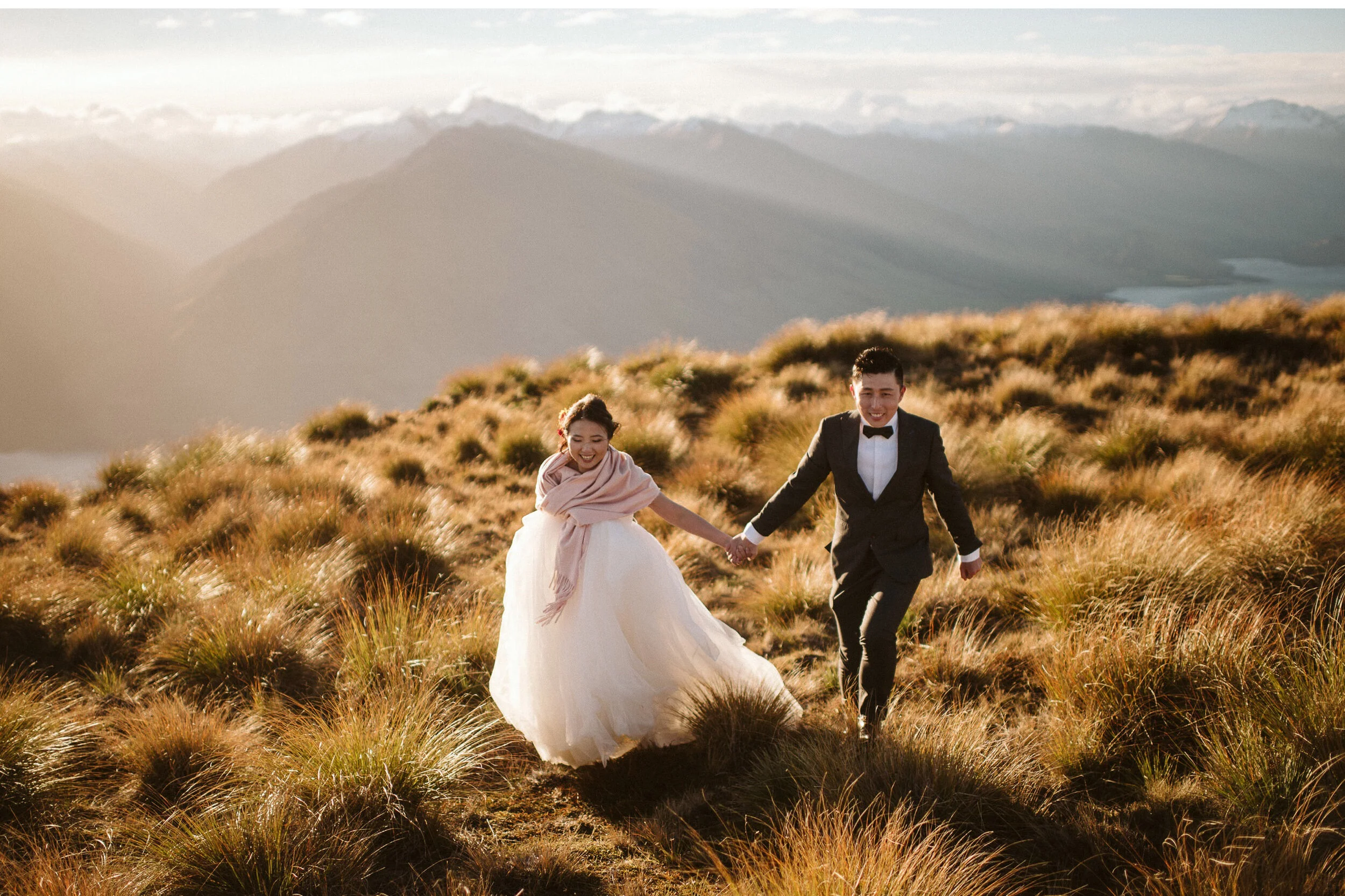 Mt Burke Wanaka Heli Elopement Photography-026.jpg