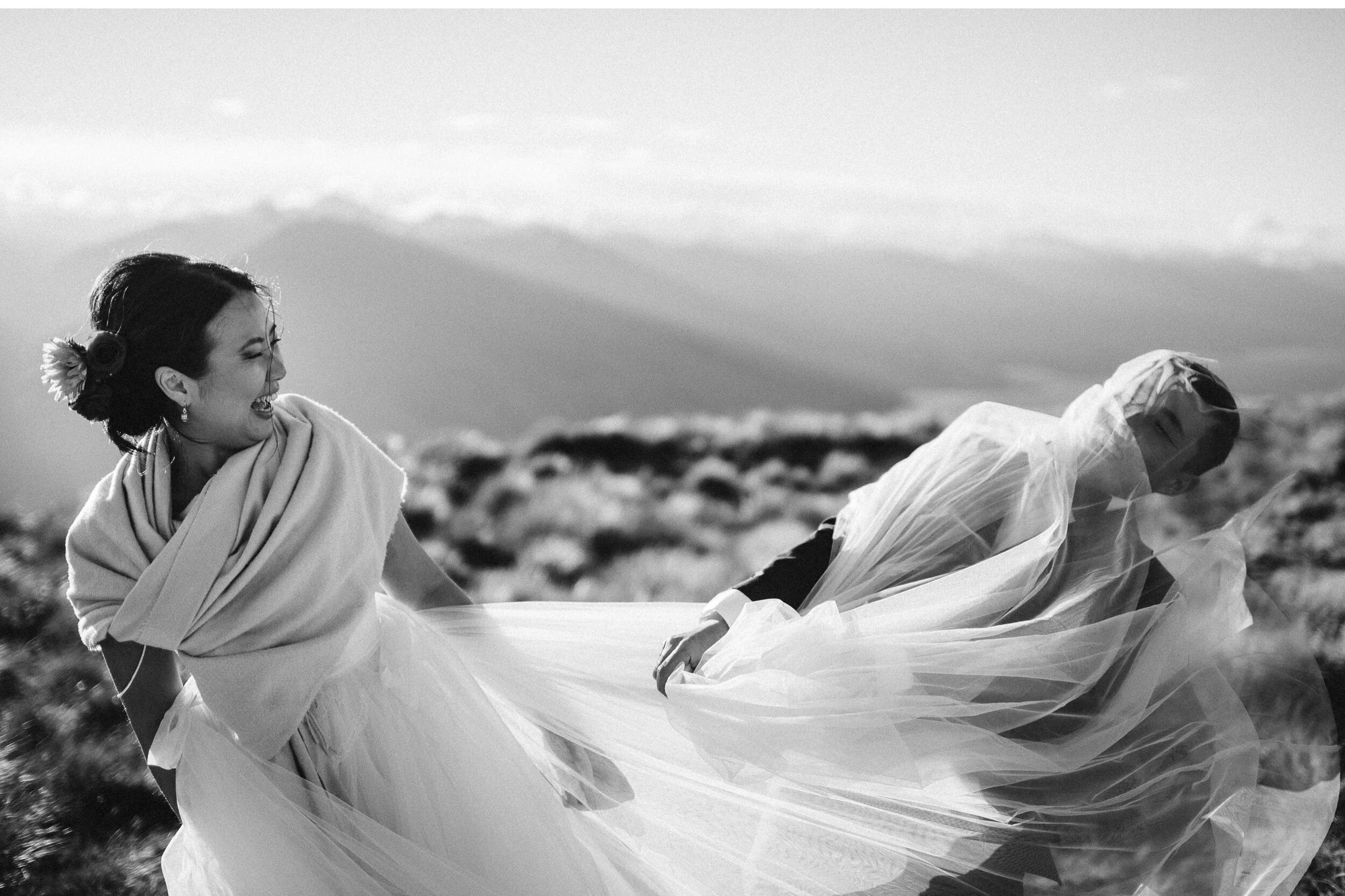 Mt Burke Wanaka Heli Elopement Photography-028.jpg