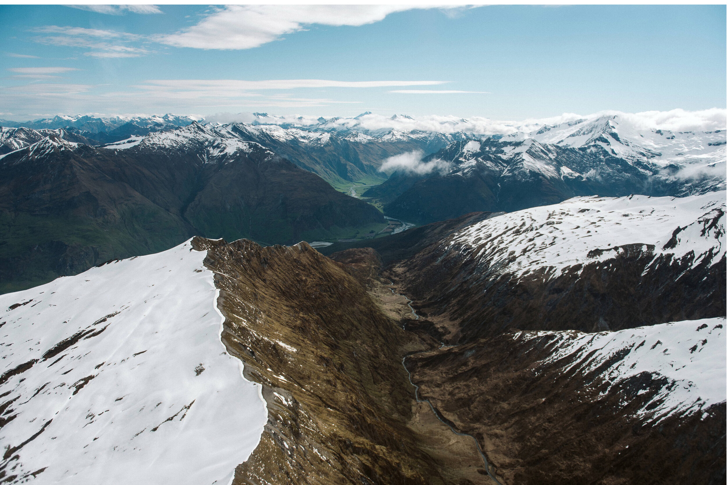 Dragonfly-Peak-Wanaka-Elopement-Photographer-017.jpg