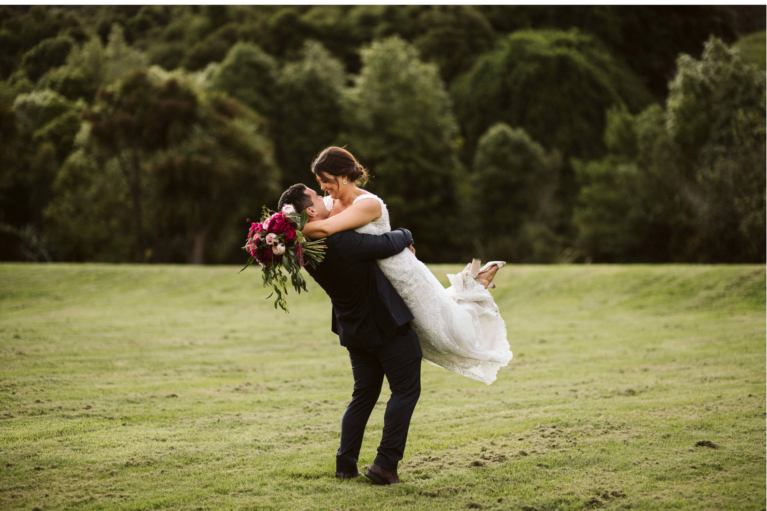 Akaroa-Wedding-Photographer-French-Farm-043.jpg