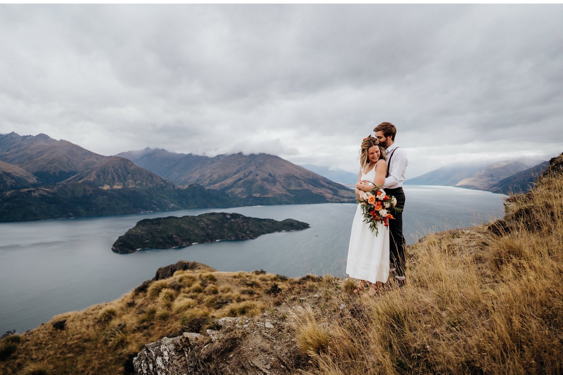 Wanaka-Backyard-Elopement-Photographer--021.jpg