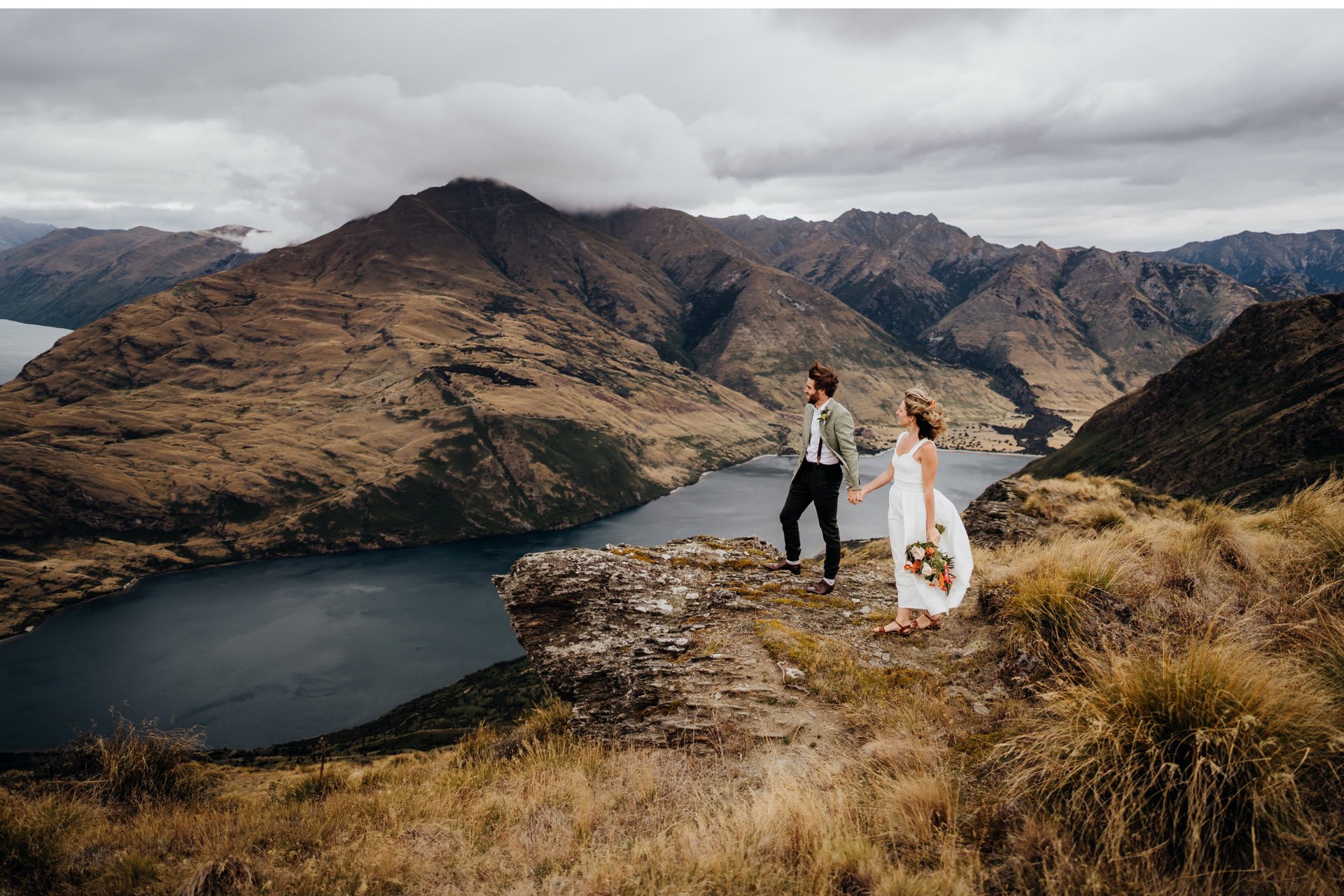 Wanaka-Backyard-Elopement-Photographer--024.jpg