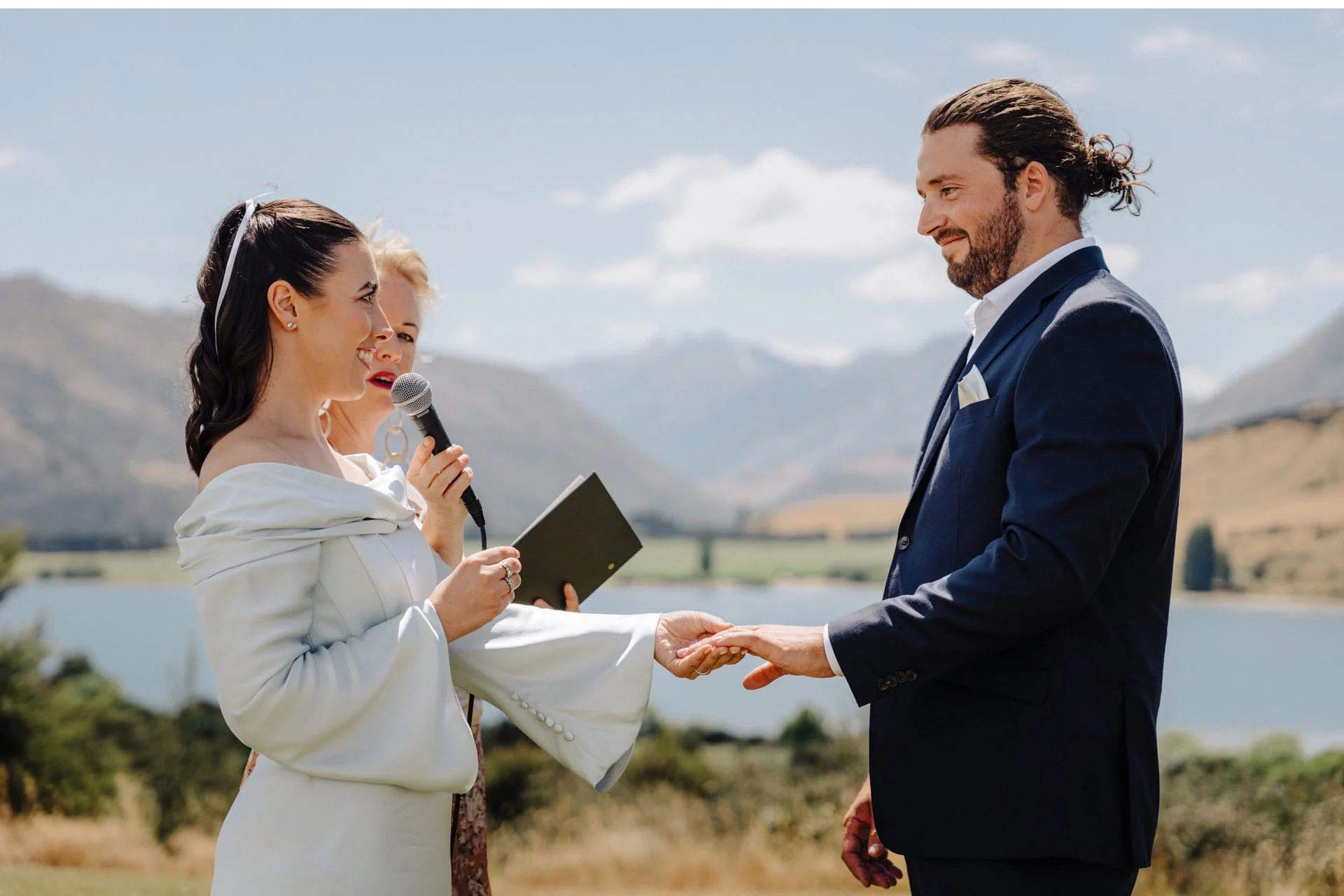 037 - Dublin-Bay-Wanaka-Hybrid-Wedding-Photo-Video.jpg