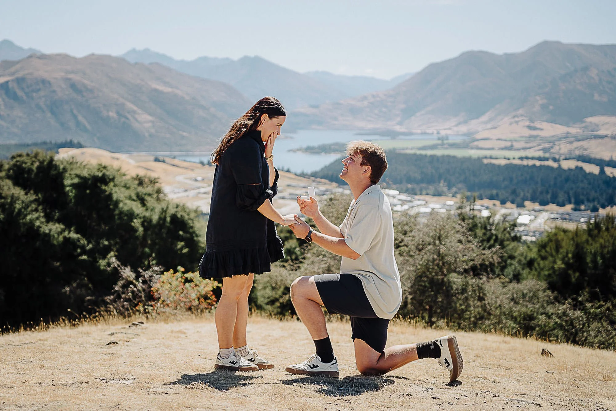 002 - Lake Wanaka Surprise Proposal Photography.jpg