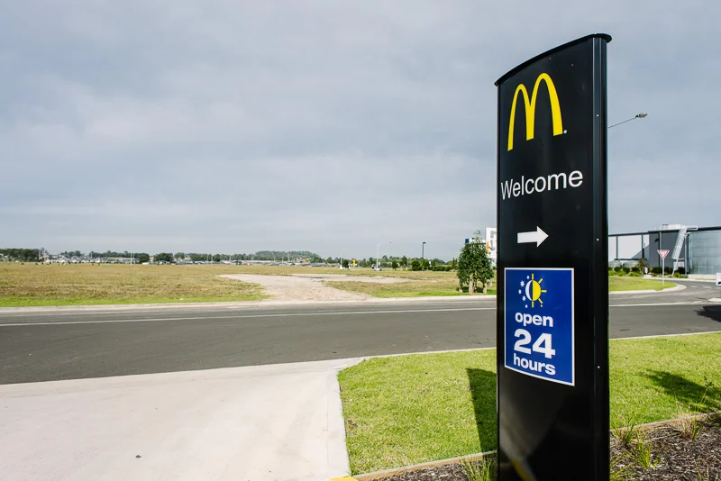 alanadimou-maccas-17.jpg