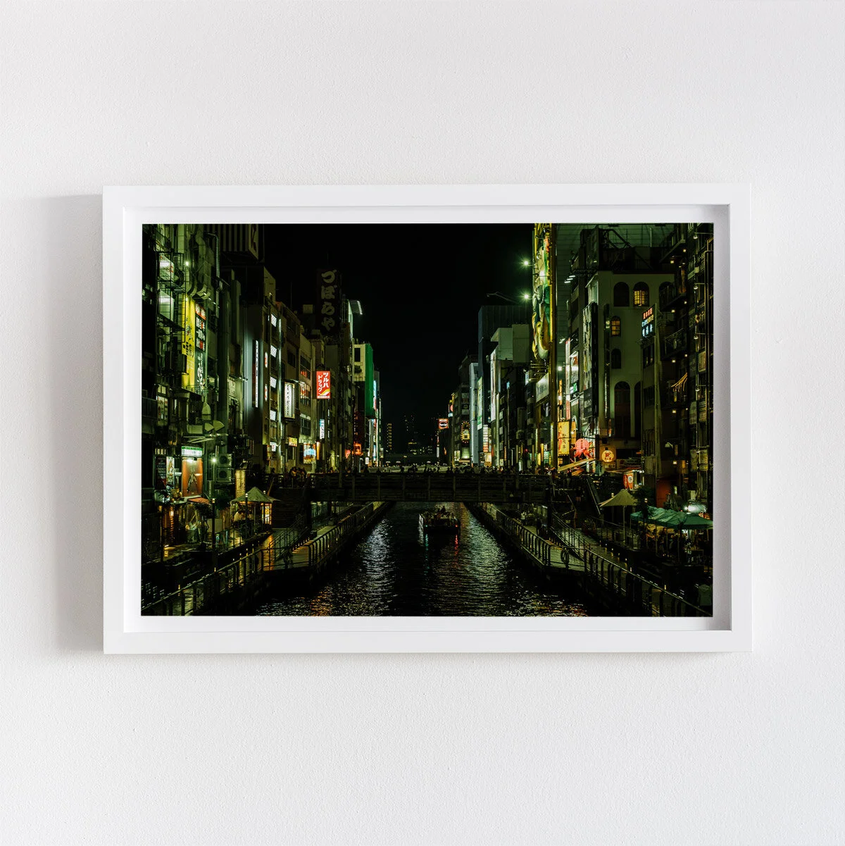 alanadimou-dotonbori-frame.jpg