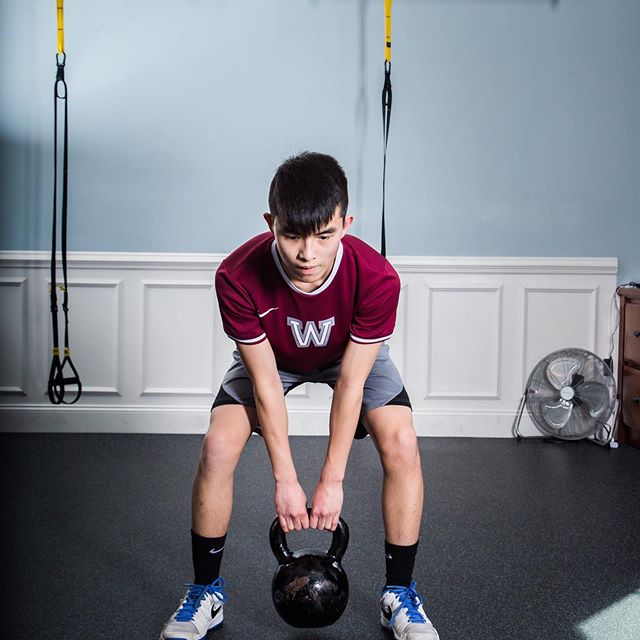 Working with Chris Xiao, 1st Singles Tennis Player at #worcesteracademy on his overall strength, rotational power, and shoulder range-of-motion to improve his game and keep himself injury-free💪🎾 #personaltrainer #personaltraining #fitnessmotivation