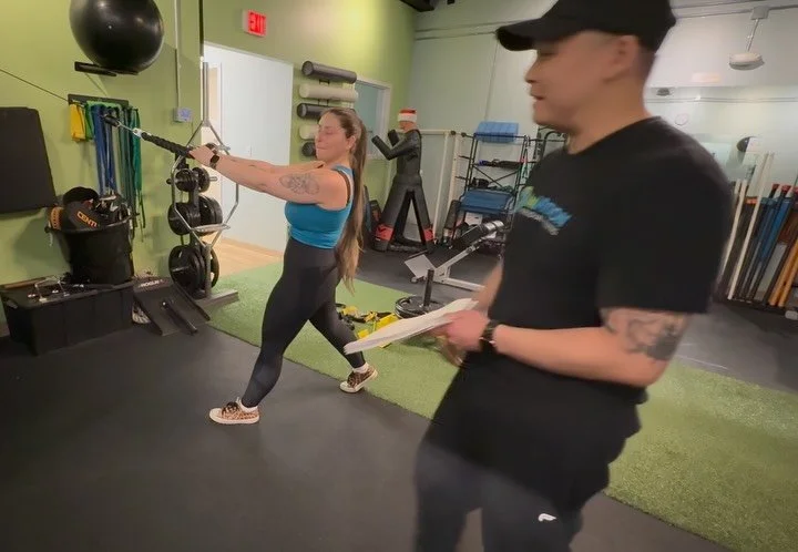 Strength isn&rsquo;t built alone 💪 In motion, every session. #inmotiontraining #personaltrainer #realresults #funtionaltraining