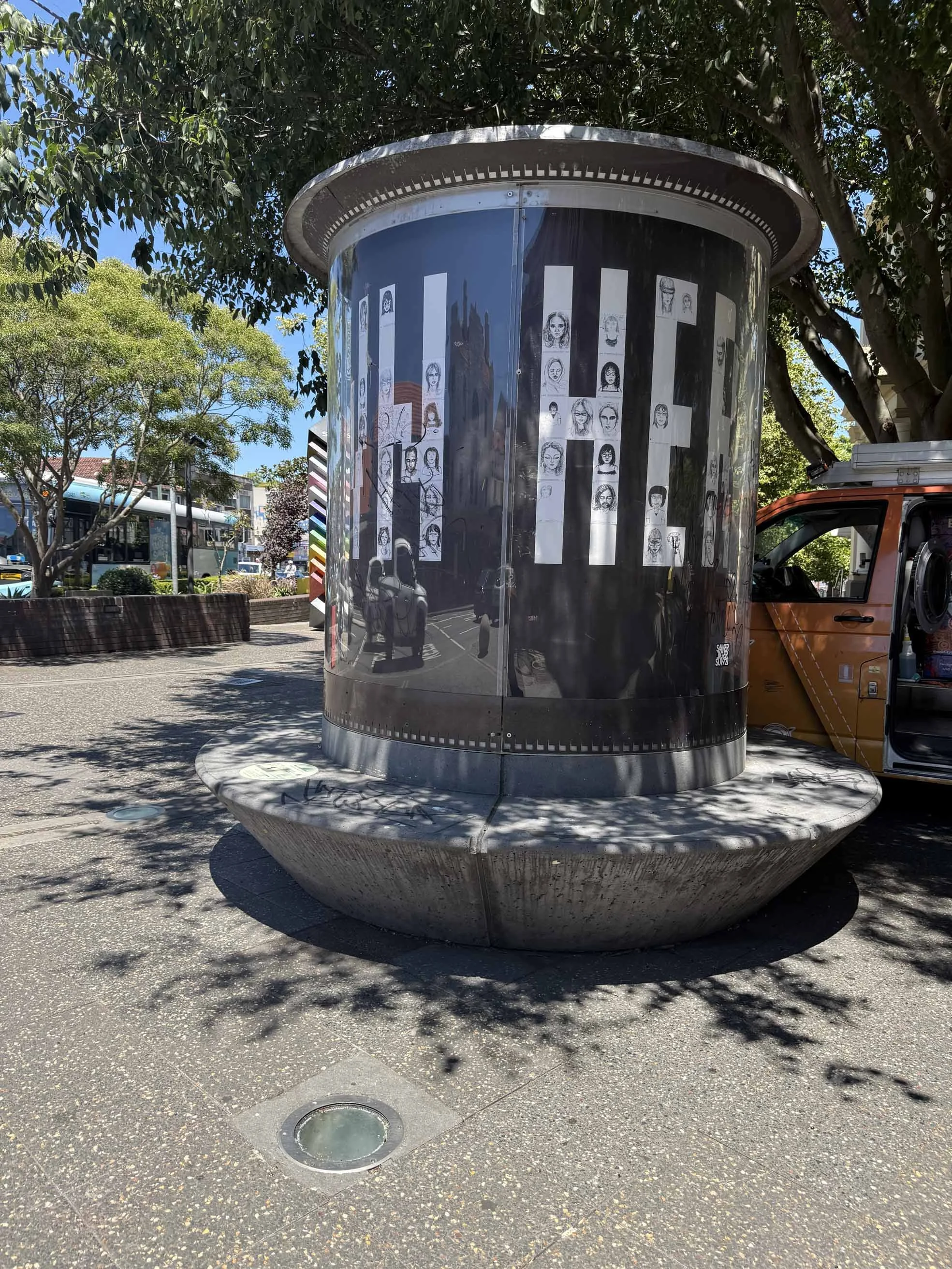  Newtown Art Seat, an exhibition opportunity for local artists.  