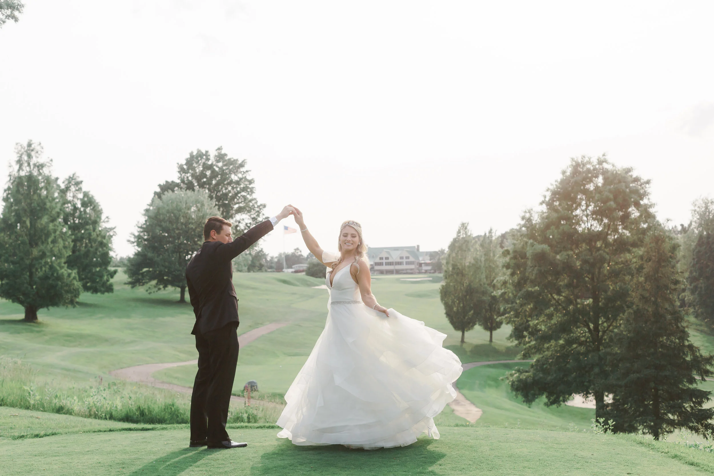 An Elegant Wedding at Shannopin Country Club: Olivia &amp; Brad