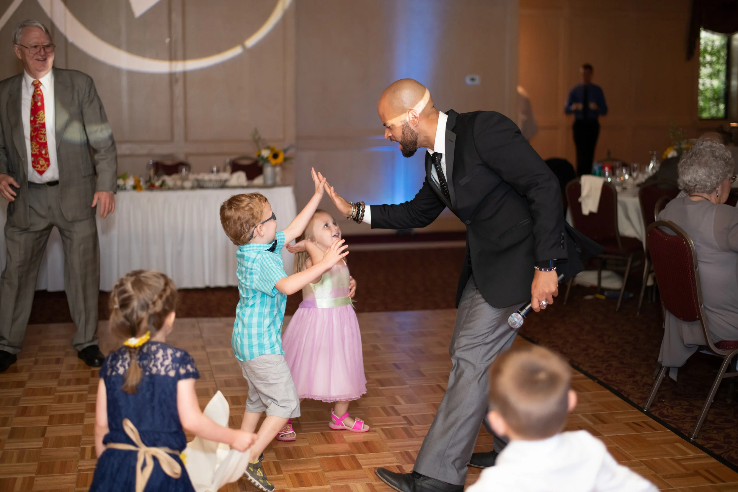 1081Anna&Eric5-25-19.jpg