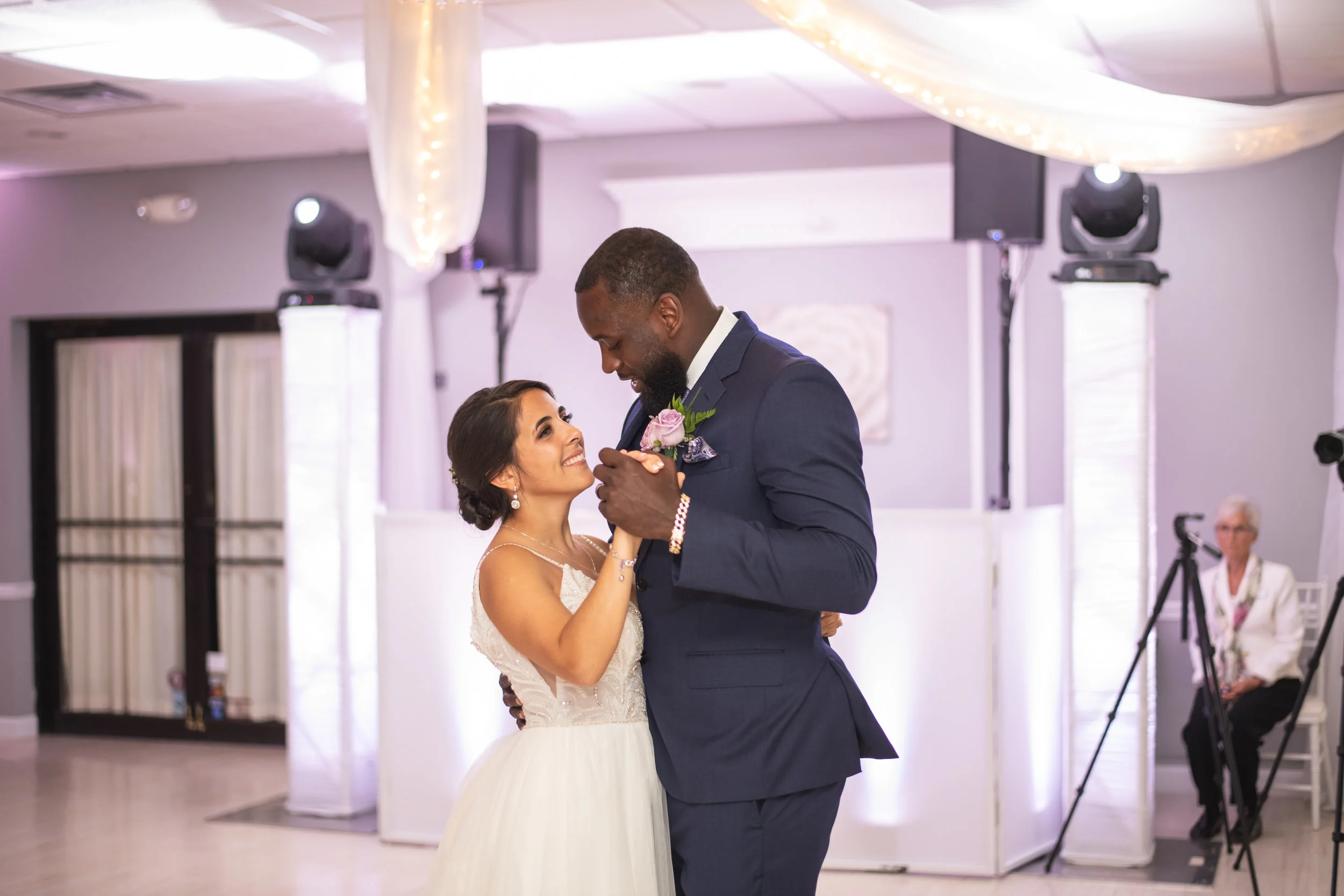 Julianna&Deon0979.jpg