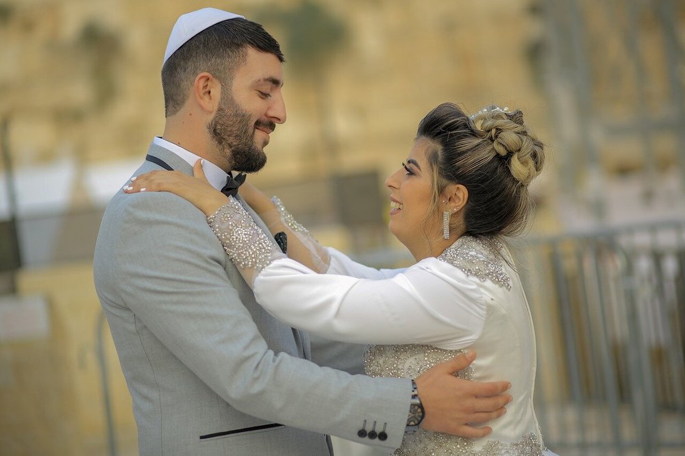 wedding djs and dance lessons in pa.jpg