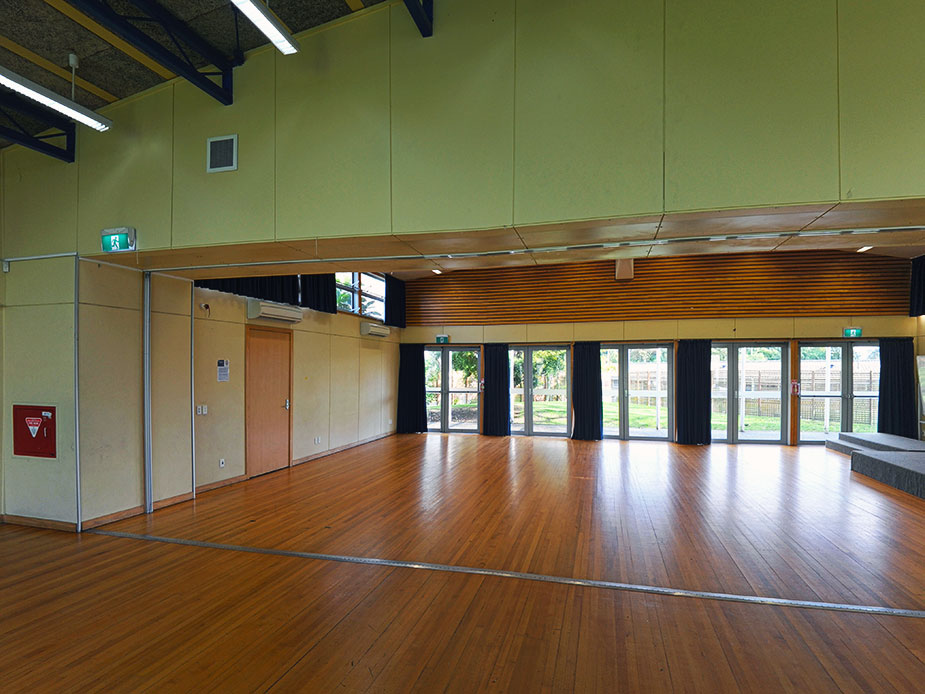 Avondale Community Centre Community Room Interior 925x694.jpg