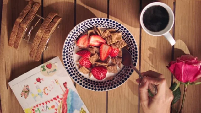 Shreddies Lorraine Sponsorship 15 Sec Closer