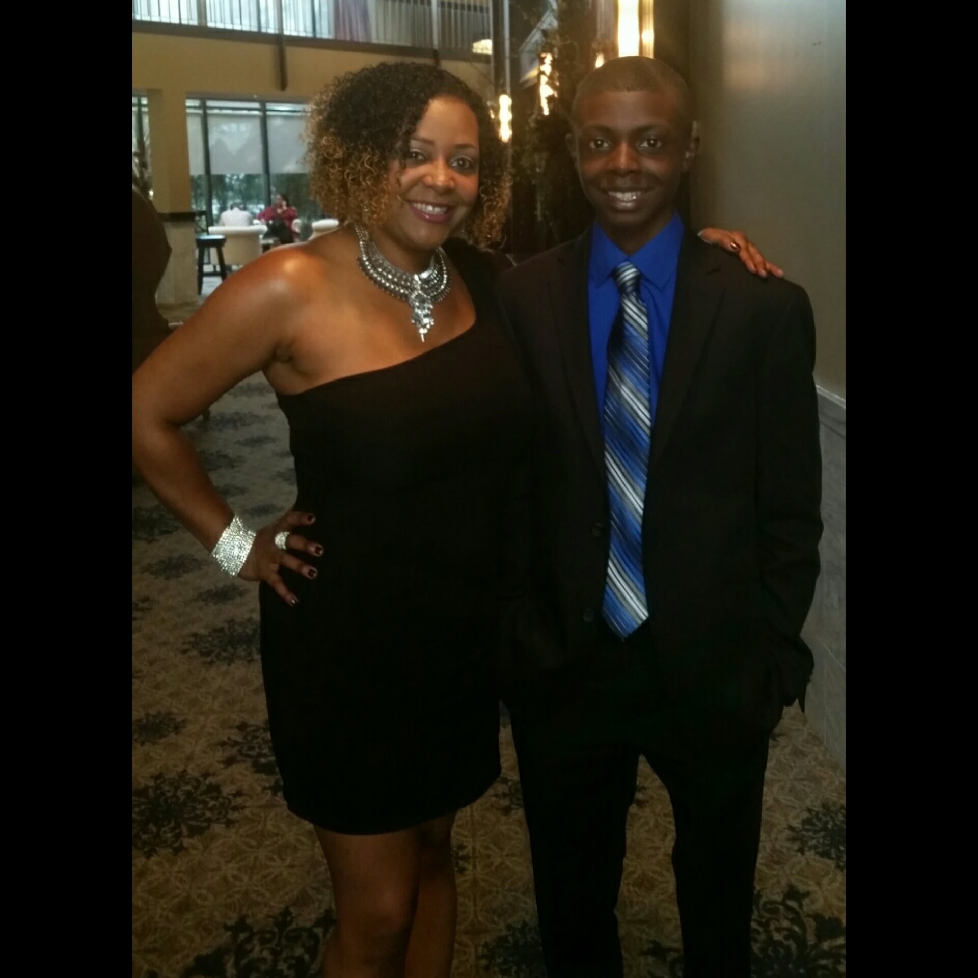 PhotoGrid_1465050834581.jpg