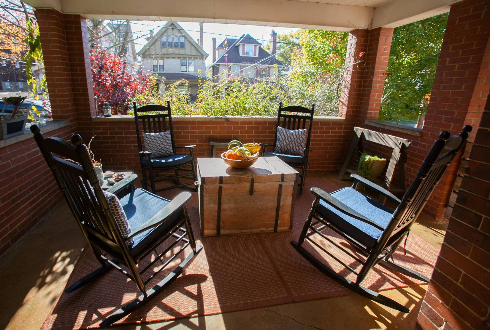 patio seating area.jpg