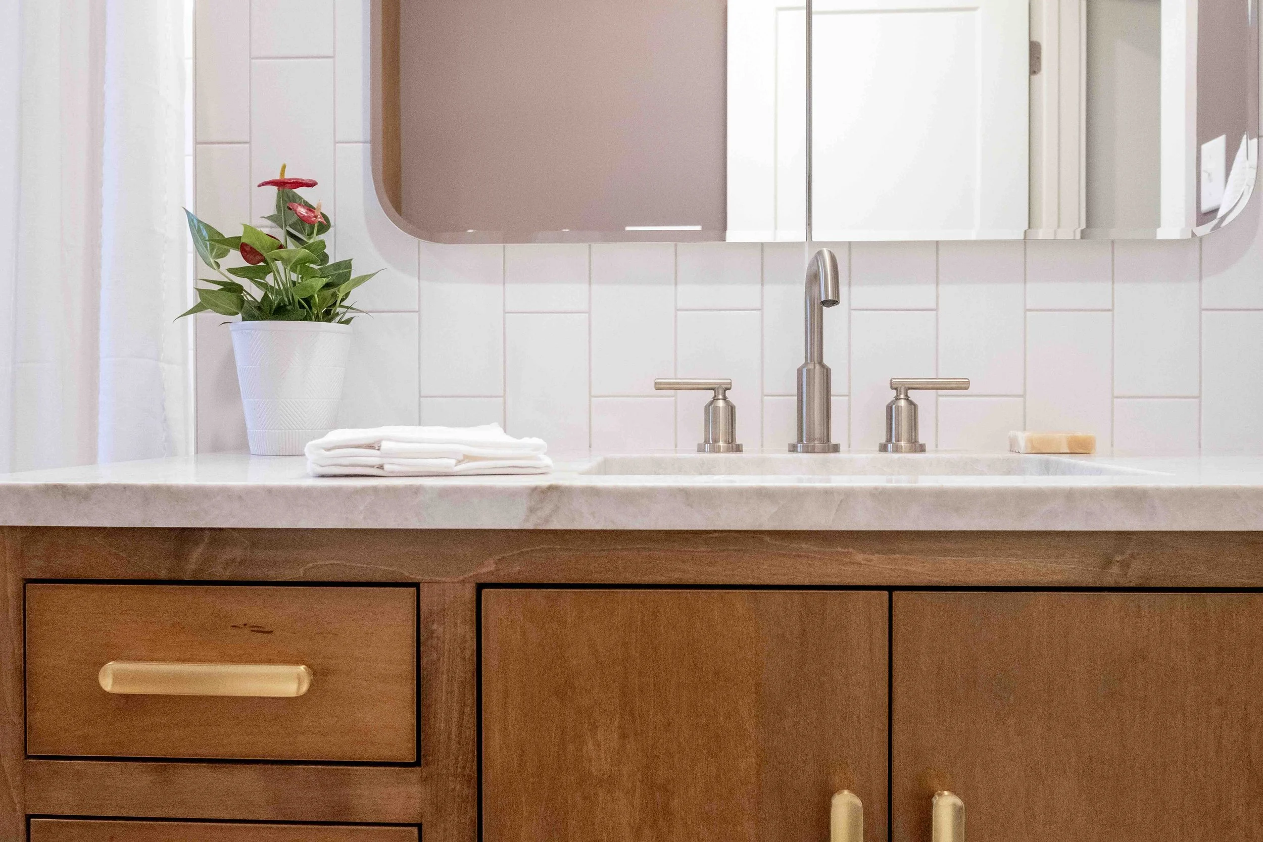 1246 s negley hall bath F7190 r ad copy.jpg