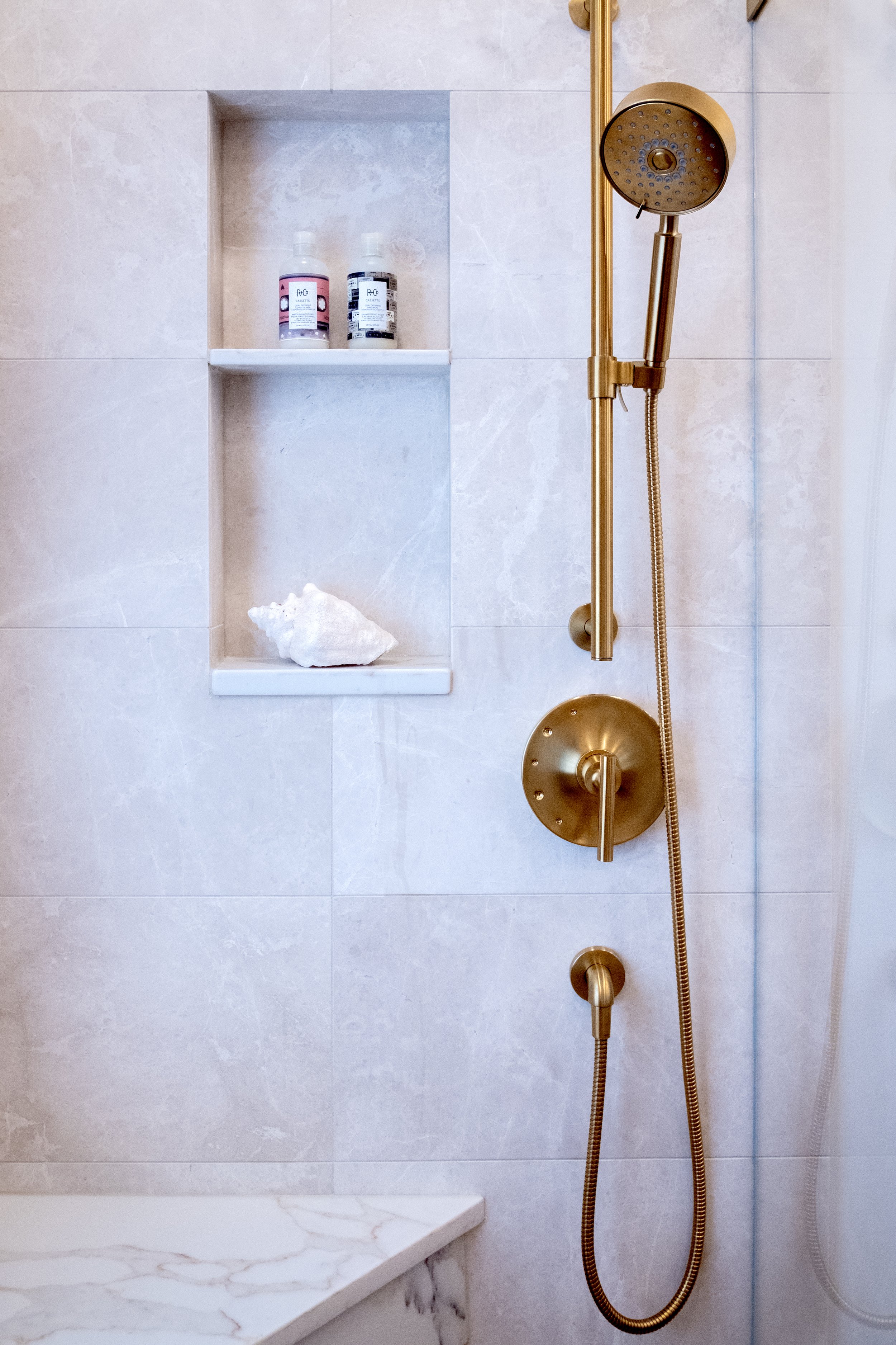 5329 fair oaks bathroom F6585 r ad.jpg