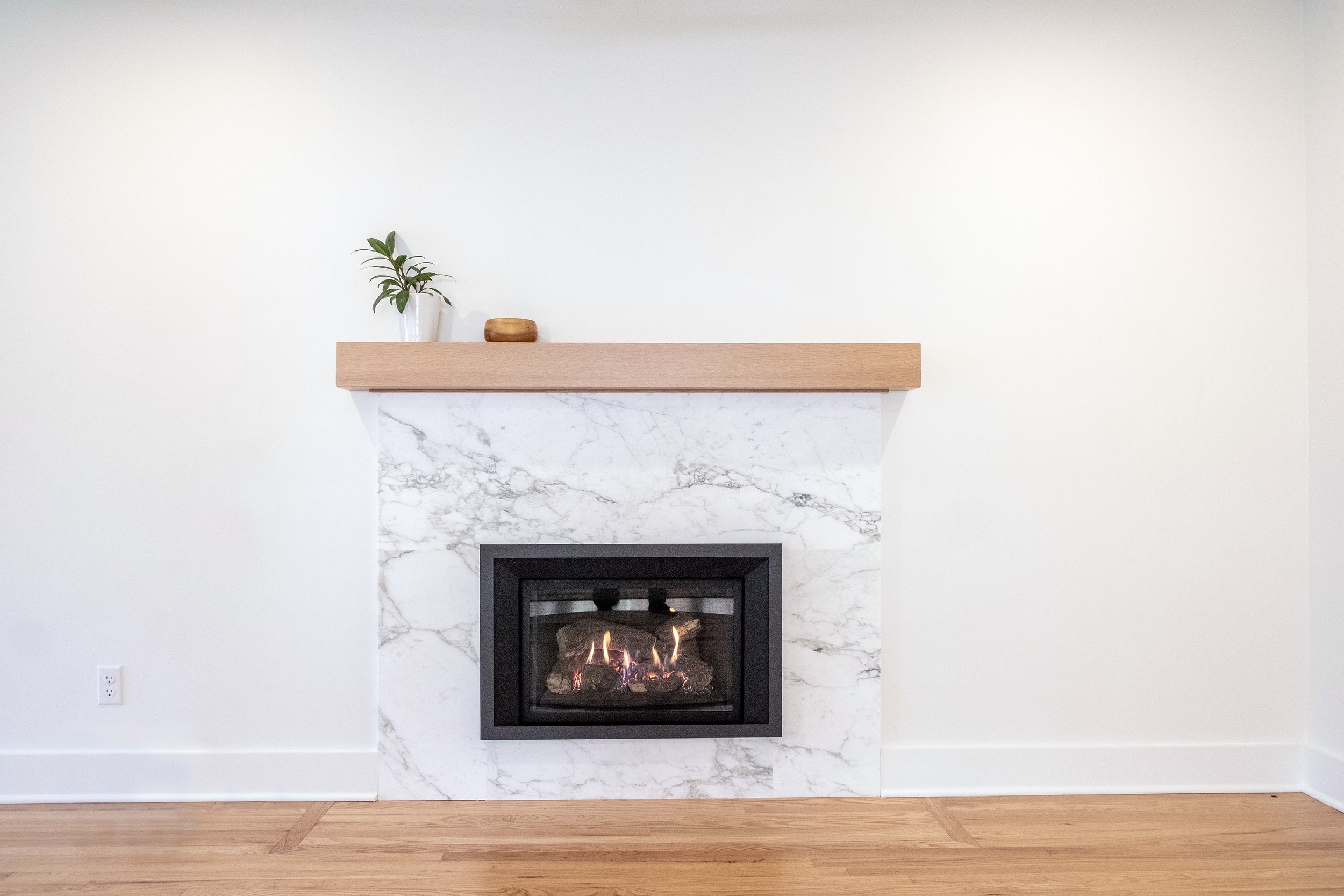 1246 s negley fireplace F7321 r ad.jpg