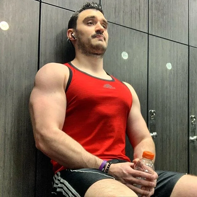 ๐๐จ๐ฐ ๐ญ๐จ ๐๐ฅ๐๐ฒ ๐๐๐ญ๐๐ก๐ฎ๐ฉ ๐ญ๐ก๐ ๐๐ข๐ ๐ก๐ญ ๐ช๐๐ฒ…โฃ
โฃ
Regardless of where you are at either in your business, fitness, or personal development journey, you’ve inevitably noticed the people ahead of you.โฃ
โฃ
โ๏ธ Better Bodiesโฃ
โฃ