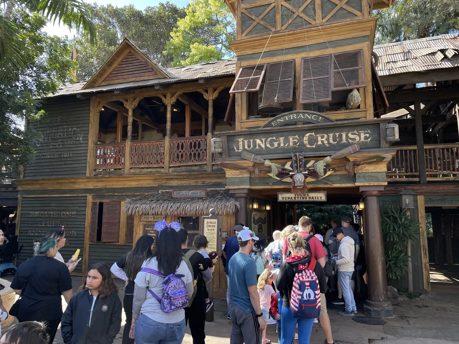 Disneyland Rope Drop and Early Entry Strategy