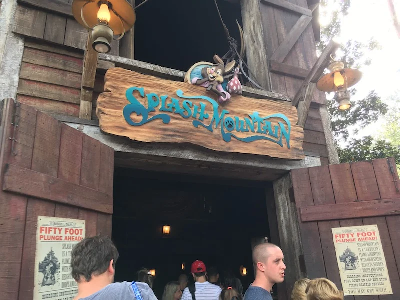 Use these apps to skip the long waits at rides like Splash Mountain!