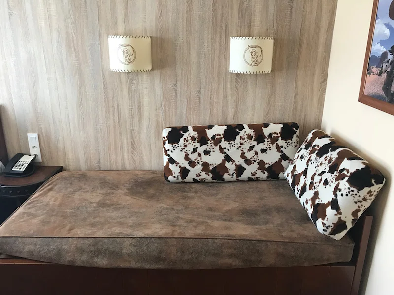 disney hotel cheyenne room 2.jpg