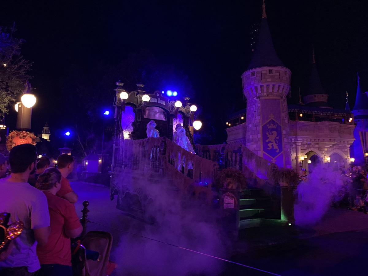 mickeys not so scary halloween party  parade haunted mansion.jpg