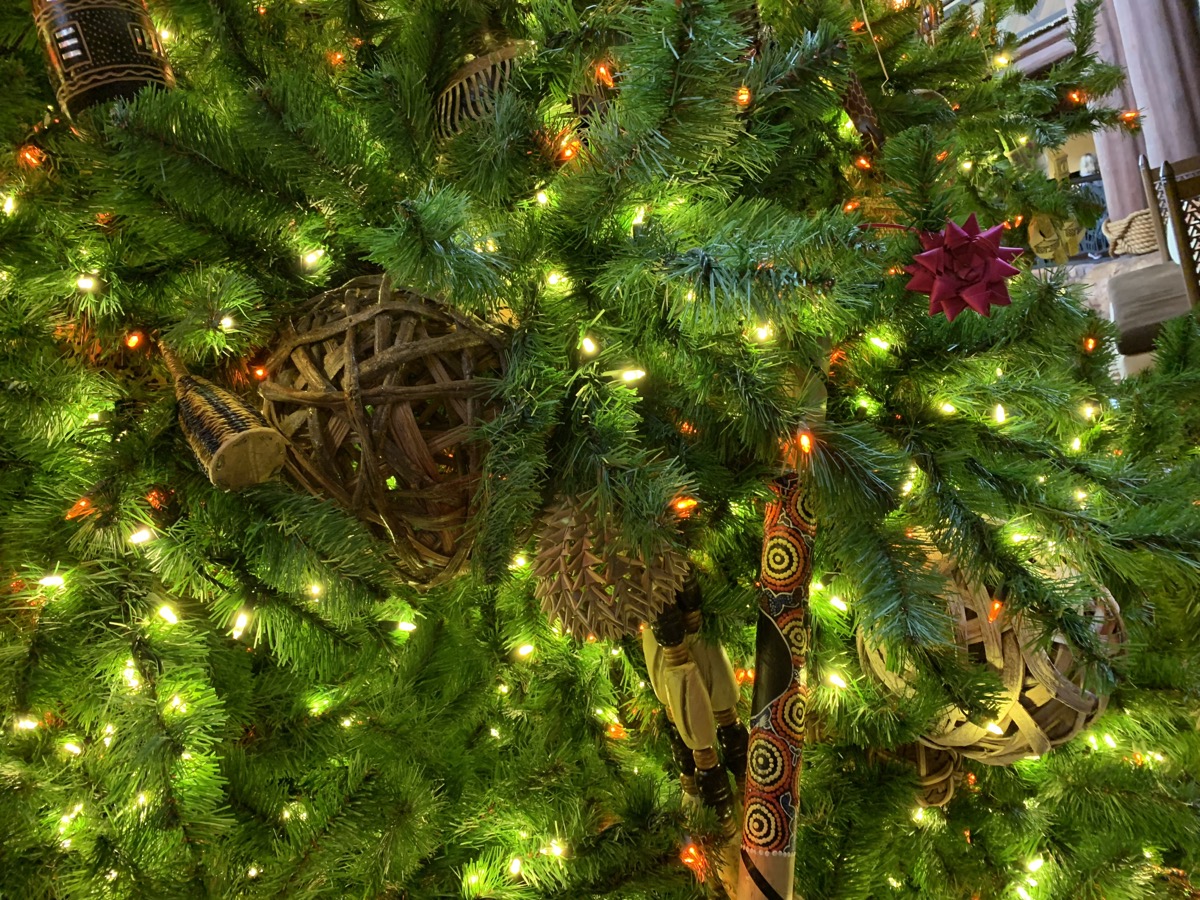 animal kingdom lodge christmas tree 3.jpeg