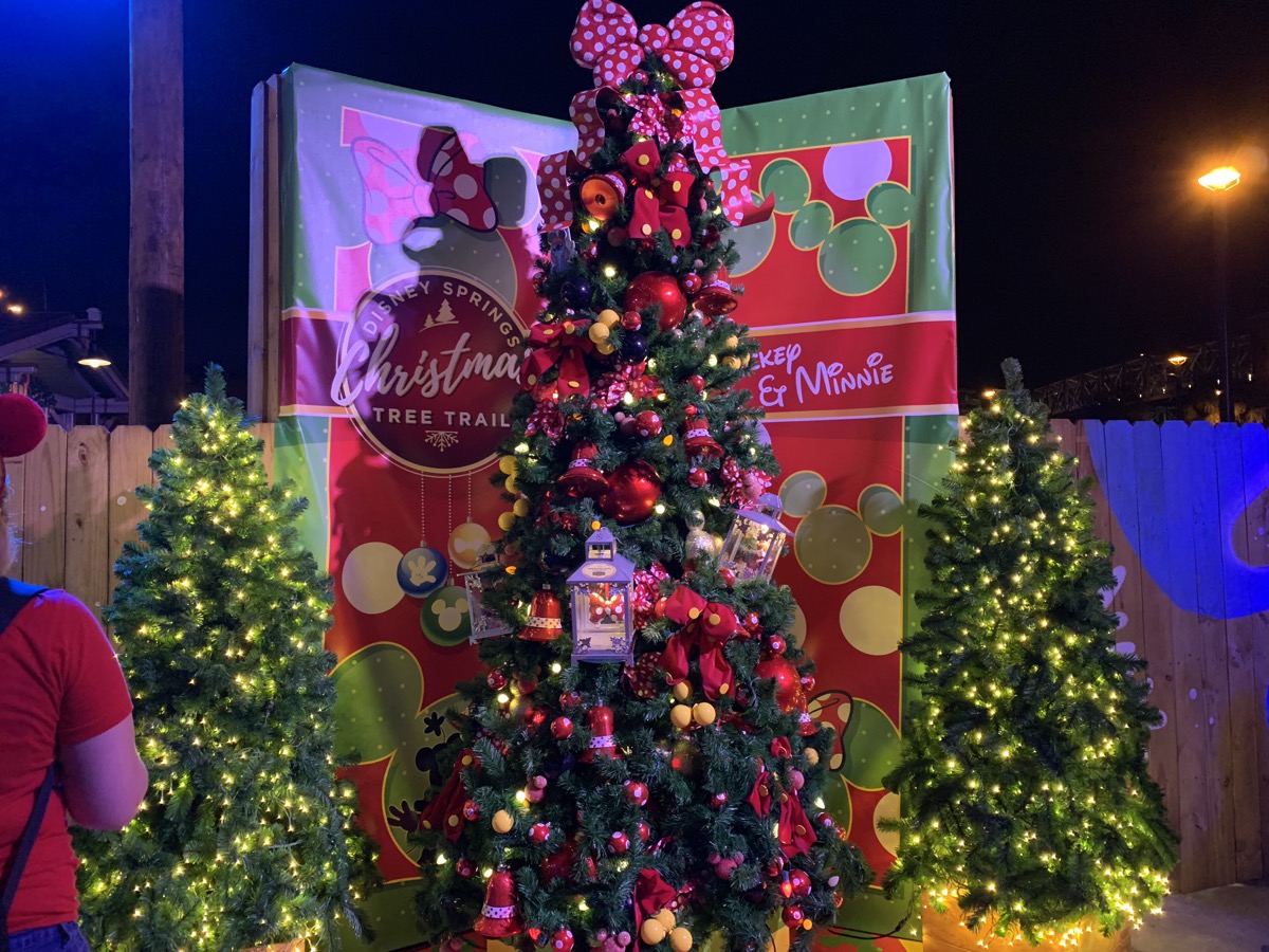 walt disney world christmas disney springs christmas tree trail 7.jpeg