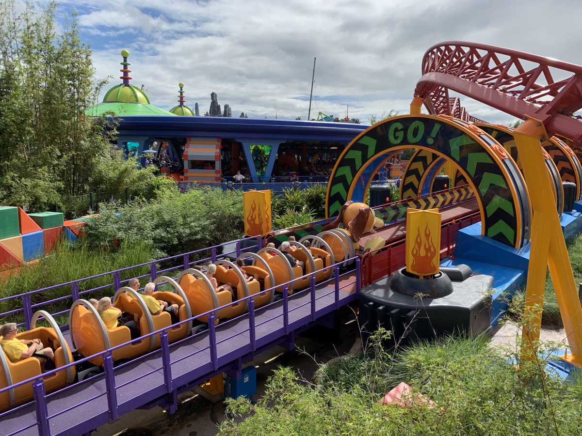 The Popular Ride That's FIGHTING the Lower Wait Times in Disney World