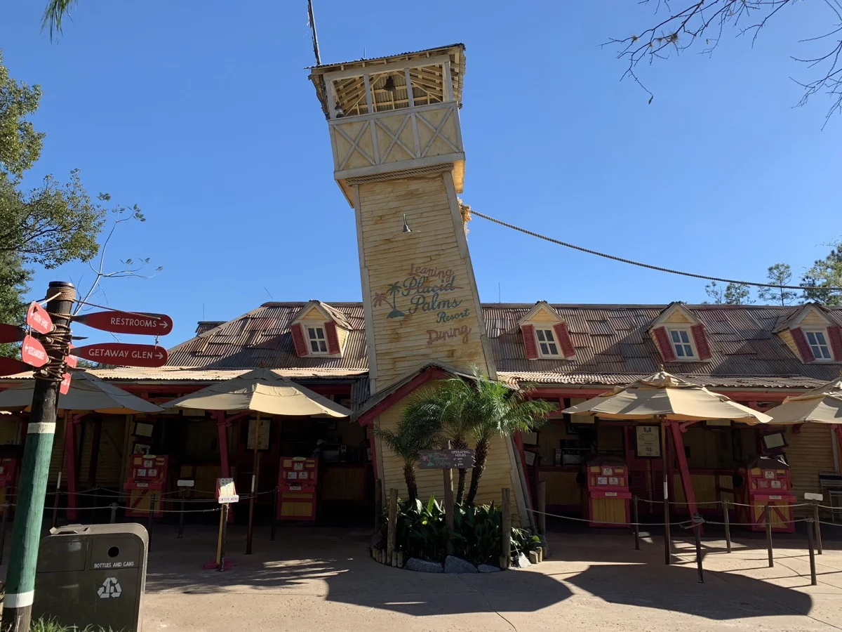 typhoon lagoon leaning palms.jpeg