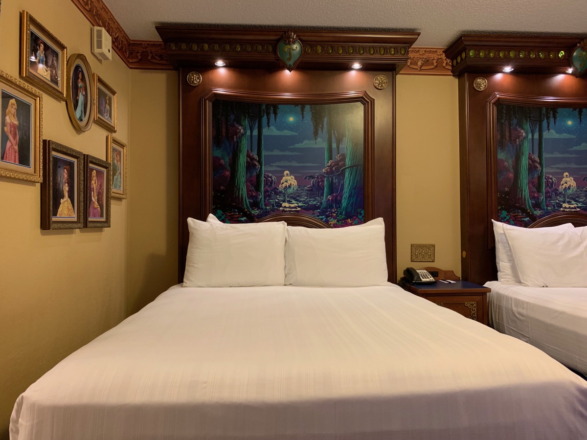 disney port orleans riverside royal guest room 24.jpeg