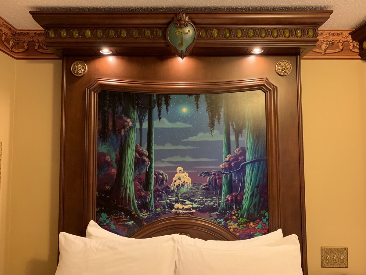 disney port orleans riverside royal guest room 44.jpeg