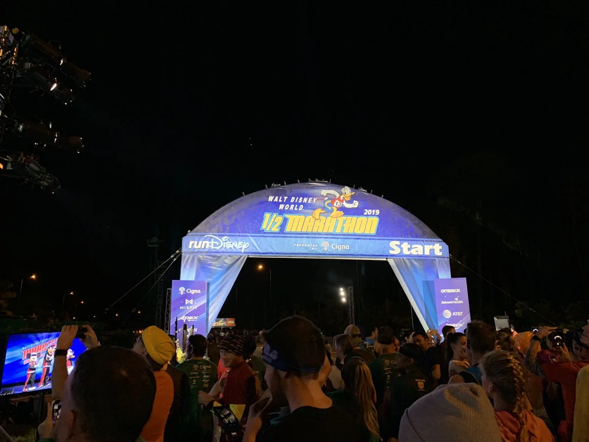 rundisney walt disney world half marathon 2019 start.jpeg