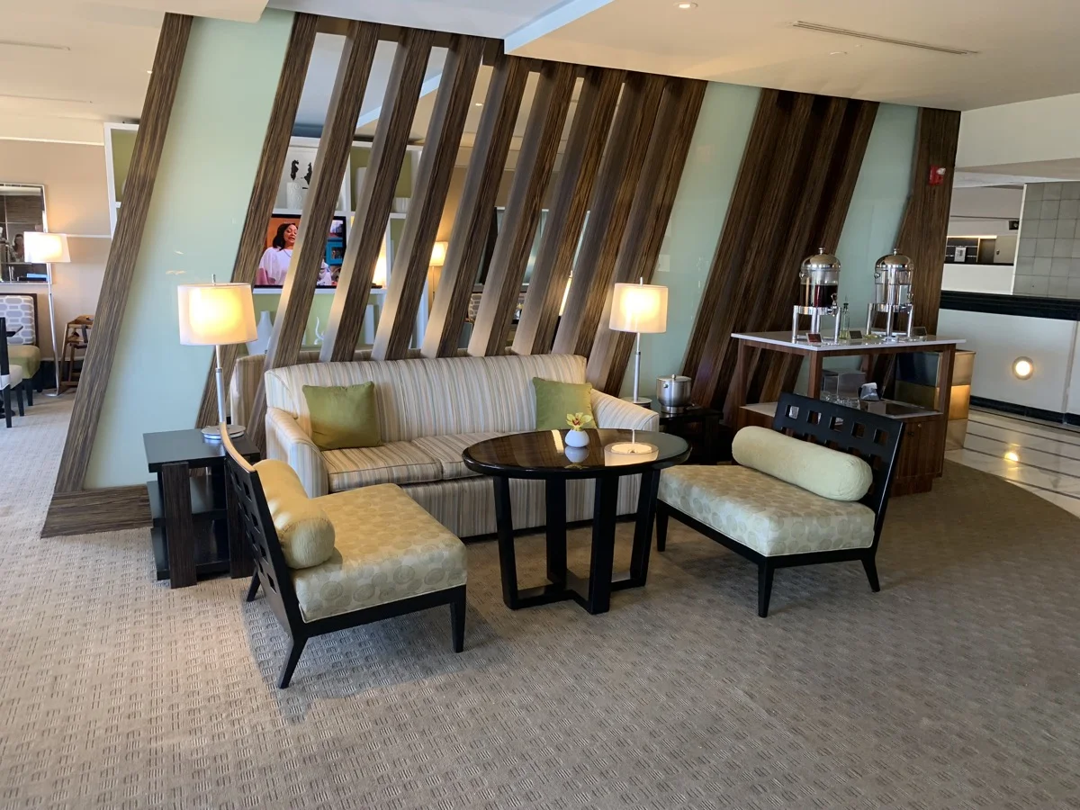 disney contemporary atrium club level review lounge 1.jpeg