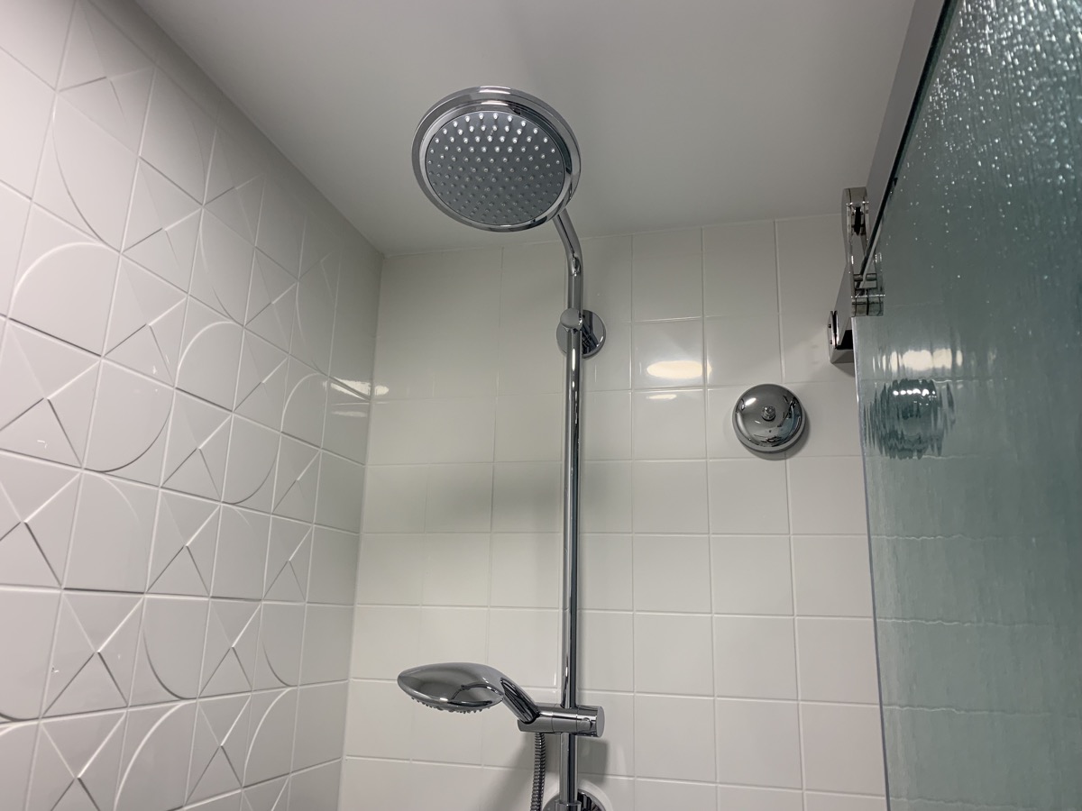 disney world pop century review room bathroom 6.jpeg