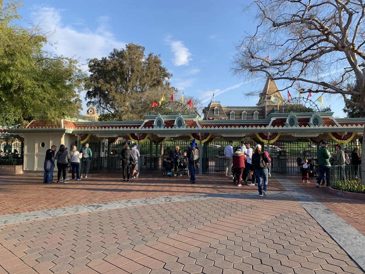 Disneyland Rope Drop Strategy