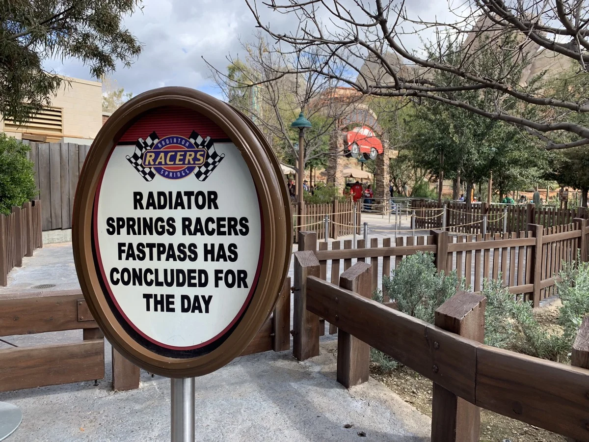 disneyland fastpass maxpass rsr distribution ended.jpeg